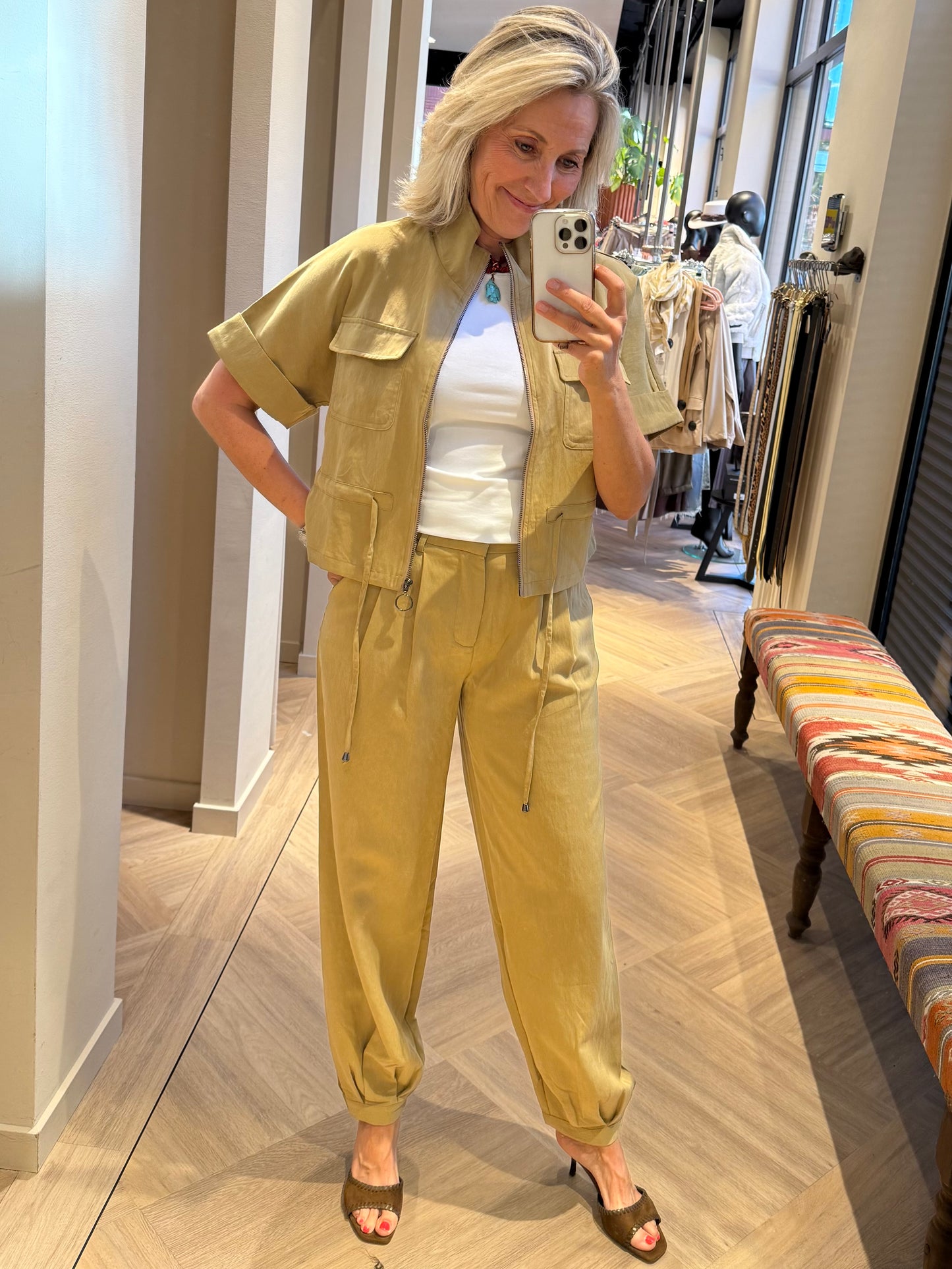 Ambika Broek Iris Khaki - Peet kleding