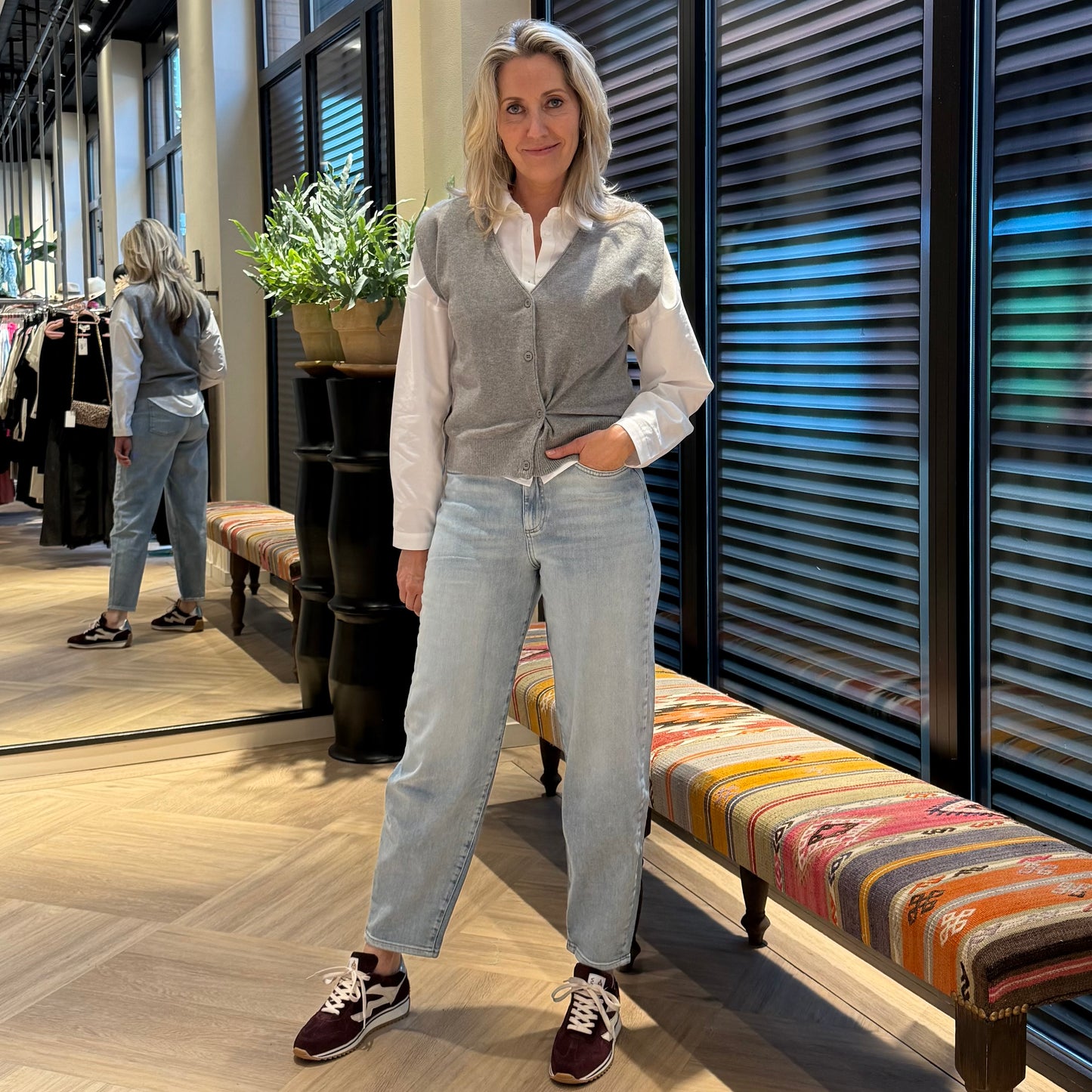 Yaya Gilet Mouwloos Grijs - Peet kleding