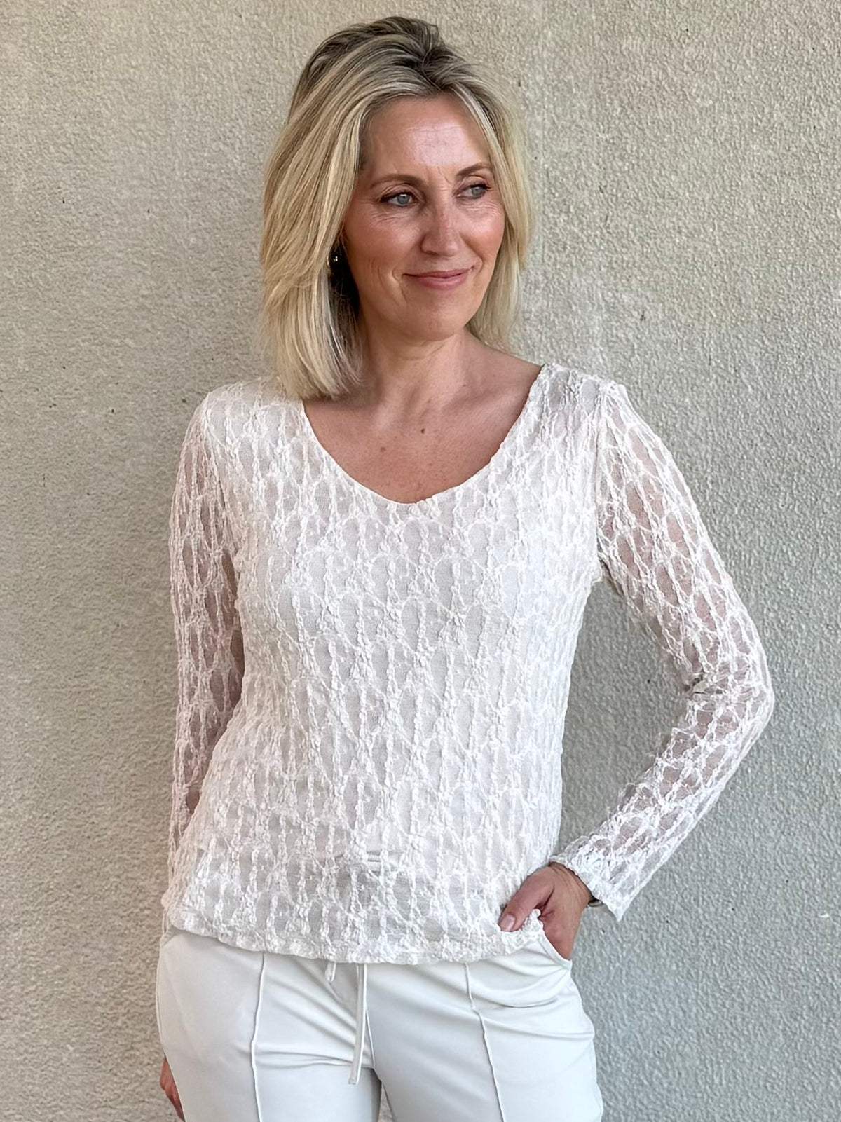 Triple Nine - Kanten Top Lucy Zand - Peet kleding