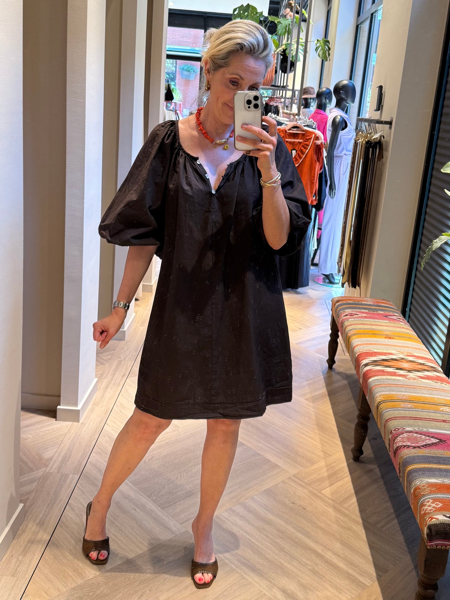 Jurk Sharon Bruin