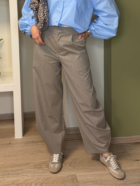 Ambika Broek Nina Barrel Krijtstreep Beige - Peet kleding